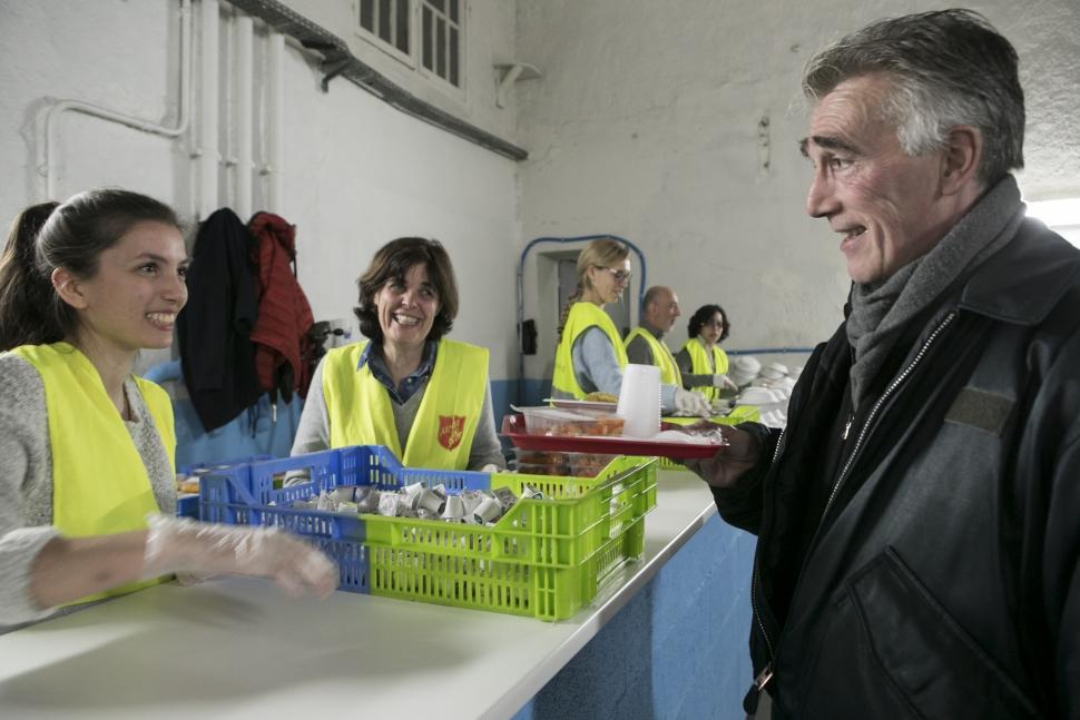Soupes de nuit Armée du Salut Paris aide alimentaire urgence