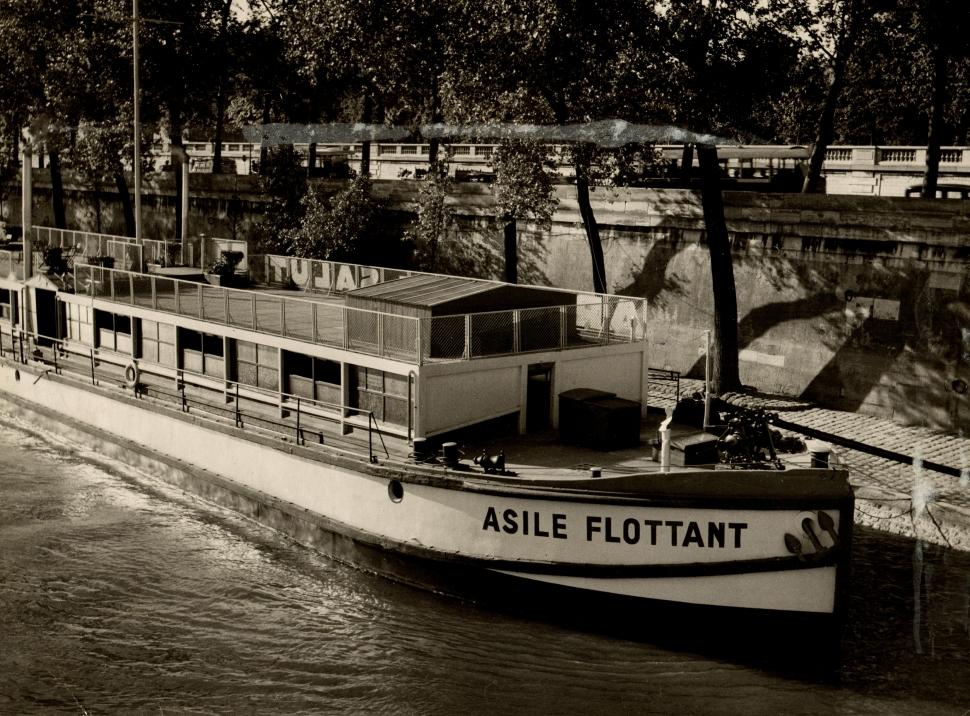 Petite histoire de l’accueil sur l’eau des personnes sans domicile Petite histoire de l’accueil sur l’eau des personnes sans domicile