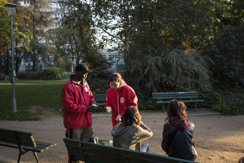 Paris : la maraude de l'Armée du Salut avec les bénévoles