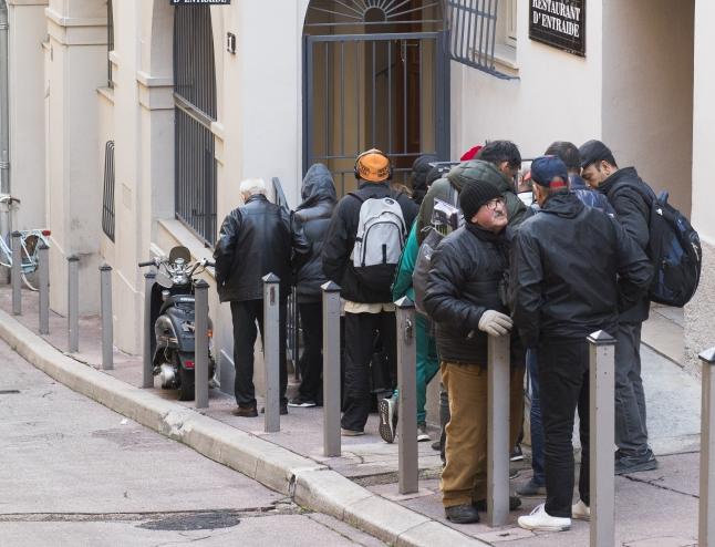 A Lille, l’engagement d'une paroisse de l’Armée du Salut auprès des plus fragiles don coronavirus, faire un don covid, aider en faisant un don covid aide alimentaire