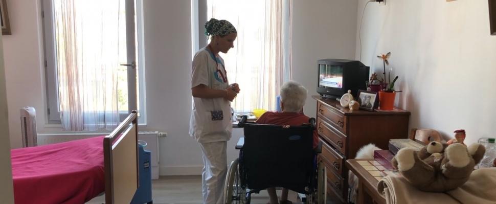 A 30 comme à 60 ans, infirmière pour le bien-être d’autrui