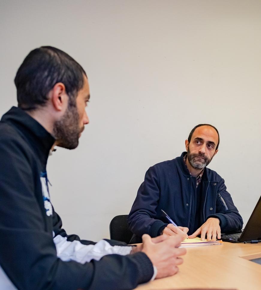 Jamil : employé par les Nations unies en Afghanistan, hier. Aujourd’hui, médiateur à l’Armée du Salut Jamil : employé par les Nations unies en Afghanistan, hier. Aujourd’hui, médiateur à l’Armée du Salut