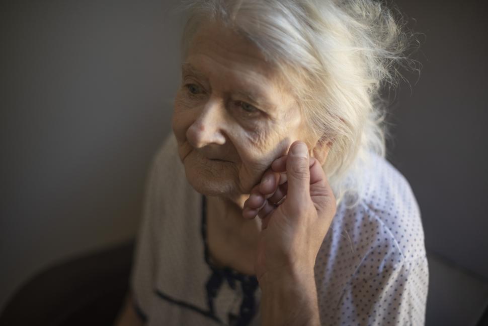"Il faut du temps et de la constance pour arriver à un véritable échange" Personnes âgées soutien vie sociale bénévole solidarité exclusion grand âge bien vieillir
