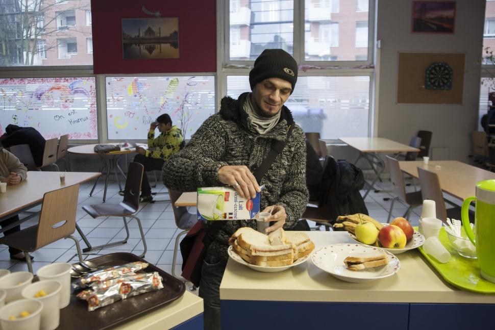 L’objectif principal des accueils de jour est de lutter contre l’exclusion sociale L’objectif principal des accueils de jour est de lutter contre l’exclusion sociale