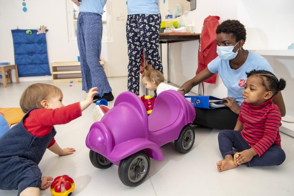 La crèche sociale du Palais de la Femme est ouverte aux résidents et aux habitants du quartier Une générosité exceptionnelle des Français en 2020 face à la crise