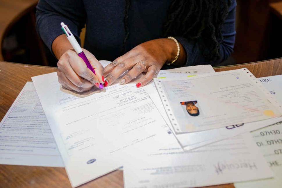Des bénévoles assurent des permanences dans les accueils de jour Des bénévoles assurent des permanences dans les accueils de jour