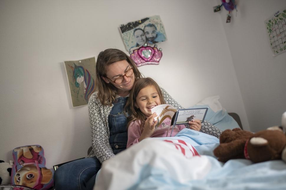 Sabrina, éducatrice spécialisée au grand coeur auprès des enfants, à Saint-Malo (35) Métiers social professionnels engagement covid vaccination vocation investissement dépendance exclusion