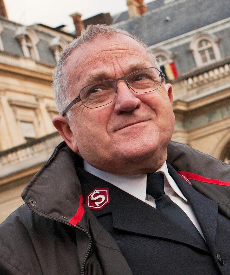 Colonel Alain Duchêne, ancien Chef de Territoire France-Belgique, Personnes âgées soutien vie sociale bénévole solidarité exclusion grand âge bien vieillir