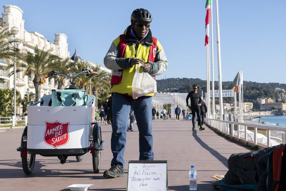 Aide aux personnes SDF à Nice