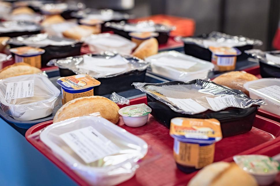 Les Soupes de Nuit : un repas complet pour les sans abri Les Soupes de Nuit : un repas complet pour les sans abri