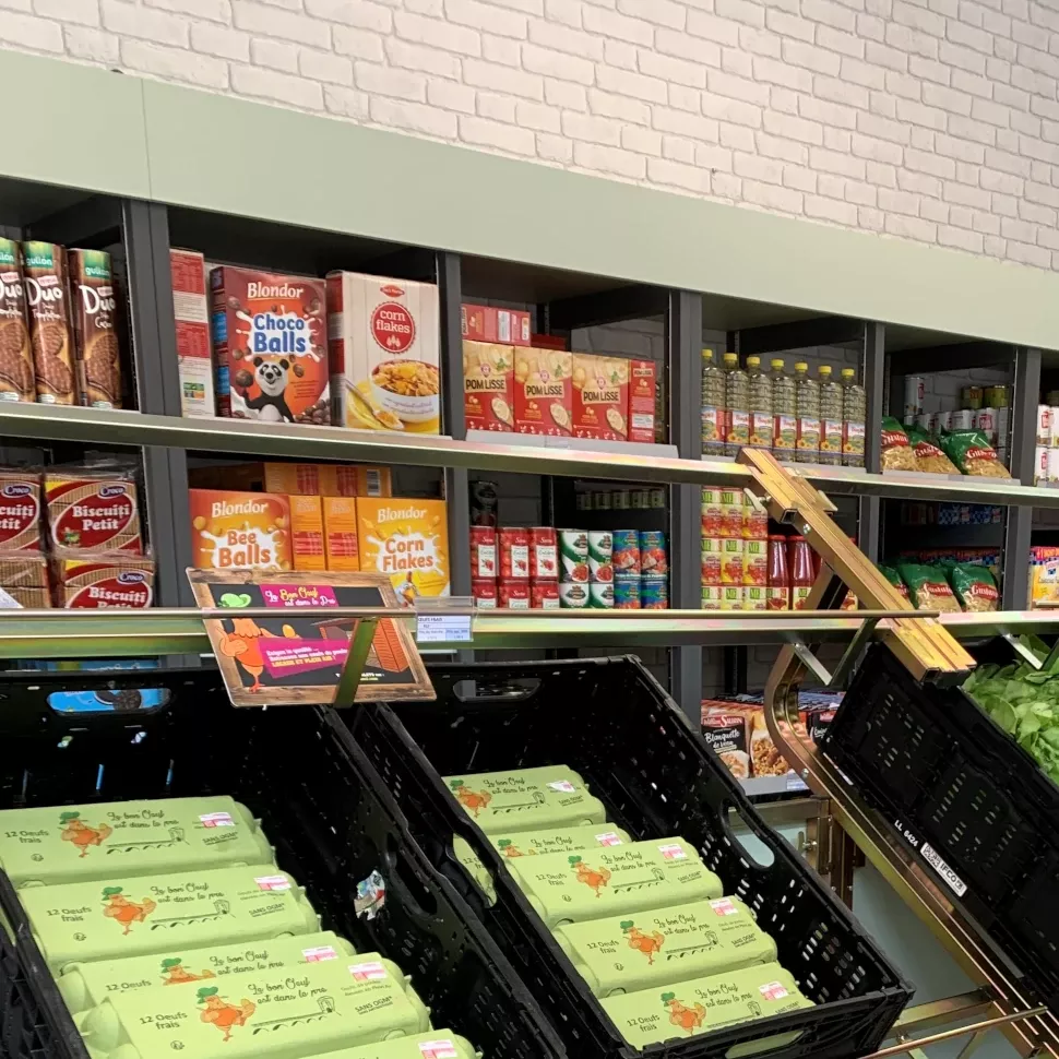Des produits de qualité pour les clients de l'épicerie des solidarités Des produits de qualité pour les clients de l'épicerie des solidarités