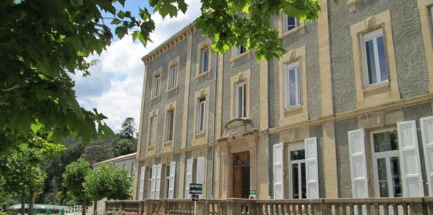 SSR Le Château à Saint-Georges-les-Bains SSR Le Château à Saint-Georges-les-Bains