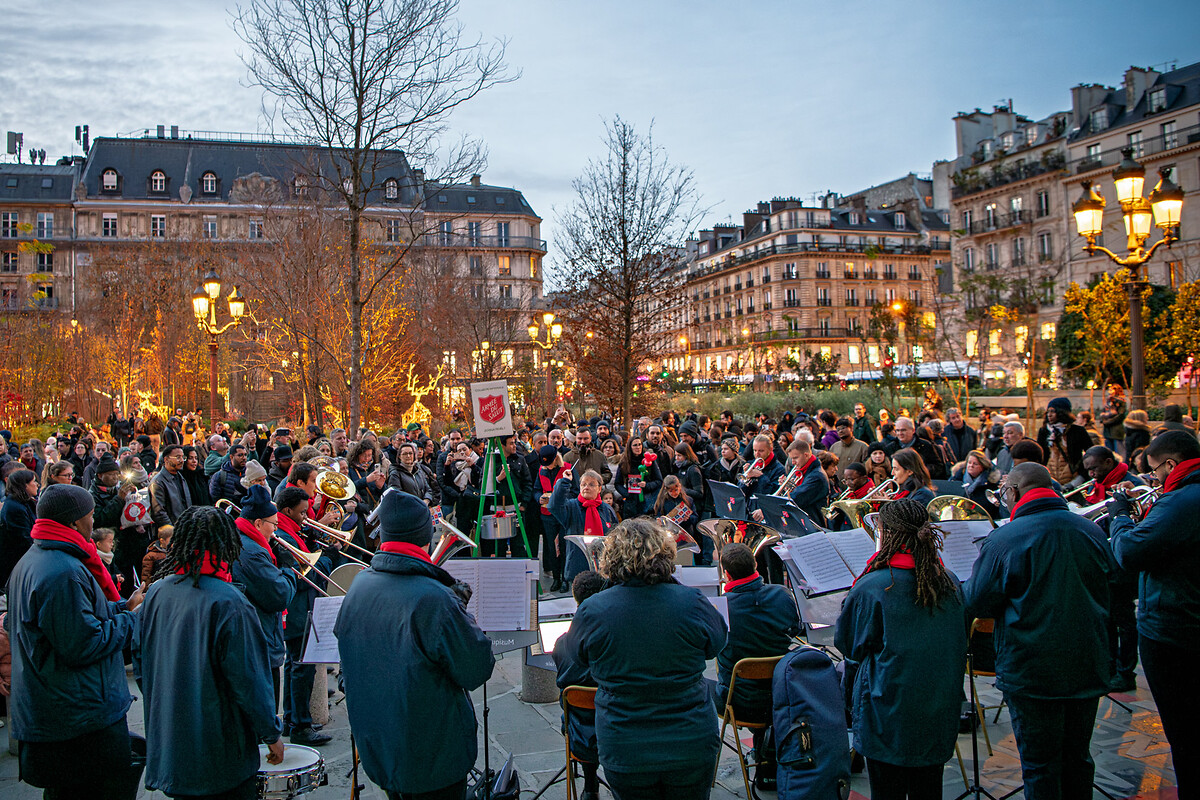 Marmites de Noël de la Congrégation de l’Armée du Salut