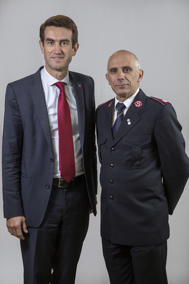 Jacques Donzé. et Guillaume Latil ..