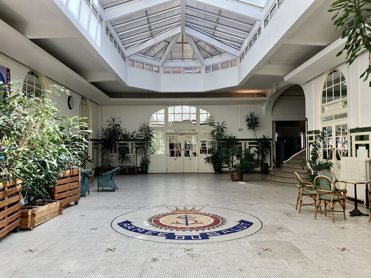 Hall du Palais de la Femme